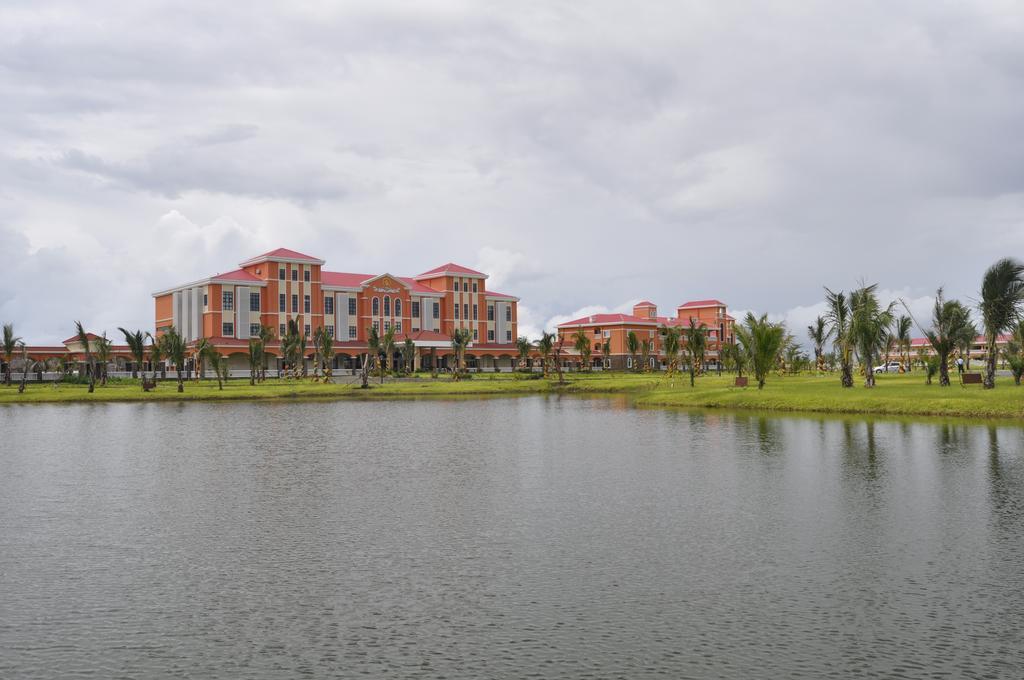 Golden Peacock Resort Hotel Μπέιρα Εξωτερικό φωτογραφία