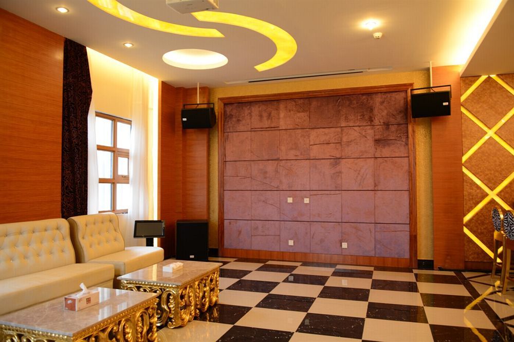 Golden Peacock Resort Hotel Μπέιρα Εξωτερικό φωτογραφία