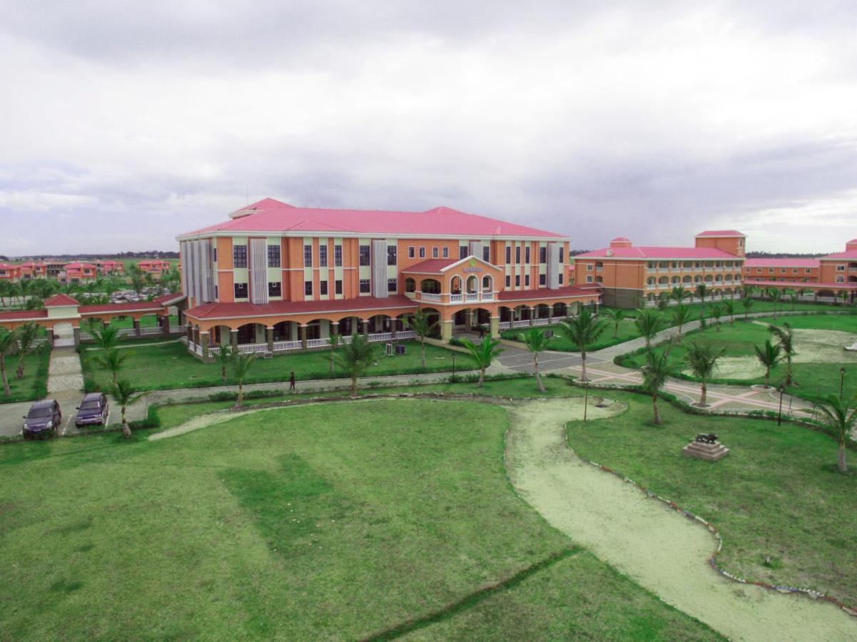 Golden Peacock Resort Hotel Μπέιρα Εξωτερικό φωτογραφία